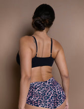 Load image into Gallery viewer, Twist & Slay TOP